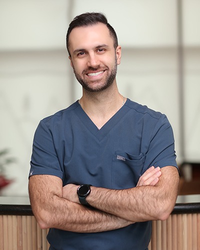Dr. Siavash Arvan | Dawson Dental Centre | General & Family Dentist | Burnaby | BC