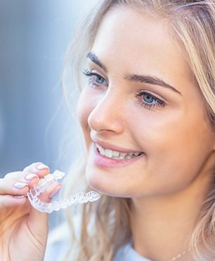 Invisalign® | Dawson Dental Centre | General & Family Dentist | Burnaby | BC